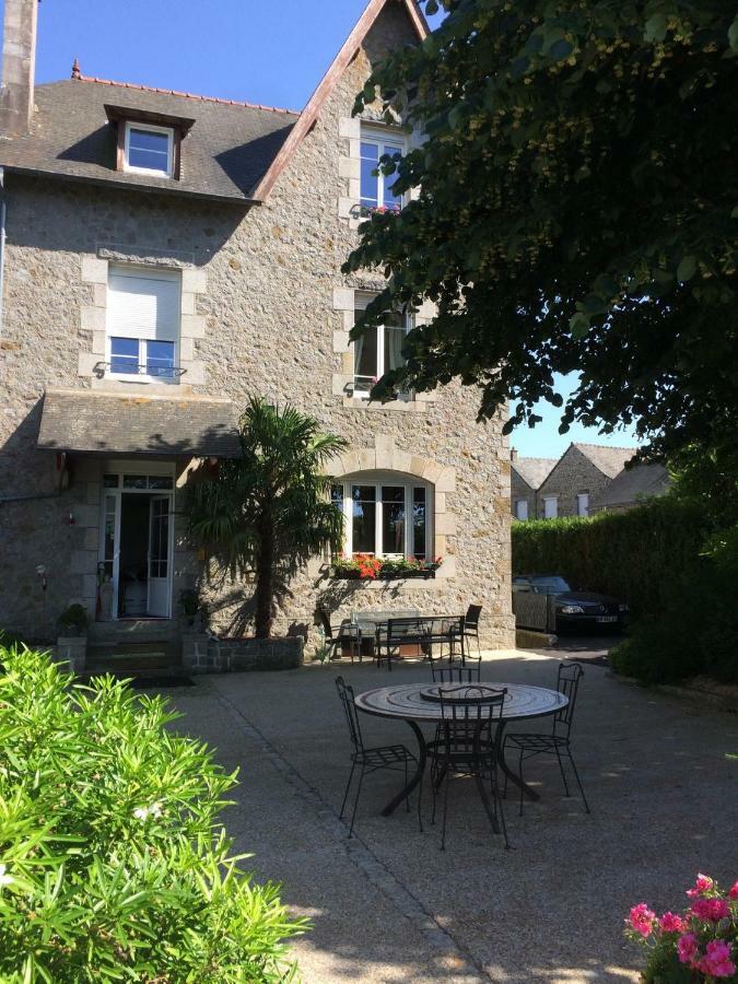 Le Clos Saint-Brice Les Portes du Coglais 외부 사진